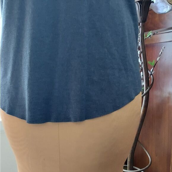 Kit and Ace Women's T-shirt Size S - Picture 9 of 11